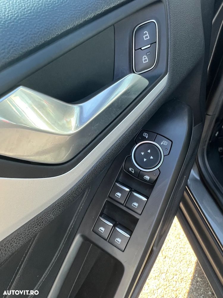 Ford Focus 1.0 EcoBoost Trend Edition - 16