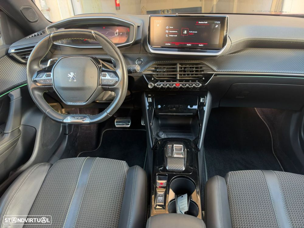 Peugeot 2008 1.2 PureTech GT Pack EAT8 - 7