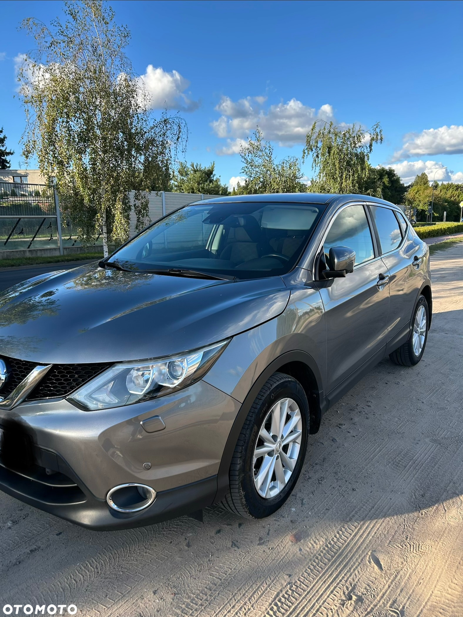 Nissan Qashqai 1.2 DIG-T N-Connecta EU6 - 3