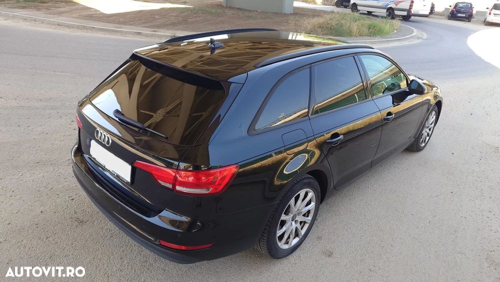 Audi A4 Avant 2.0 TDI ultra S tronic - 11