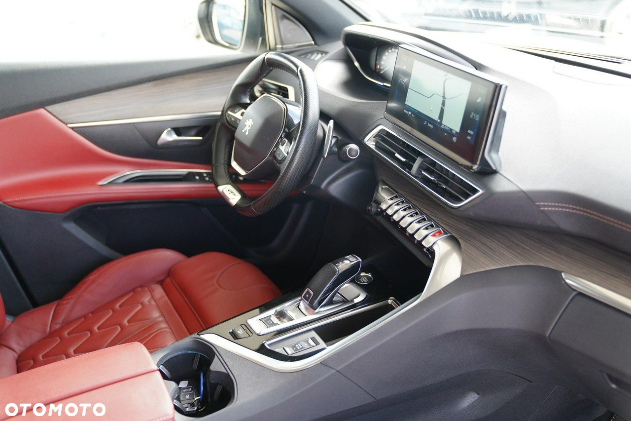 Peugeot 5008 - 24