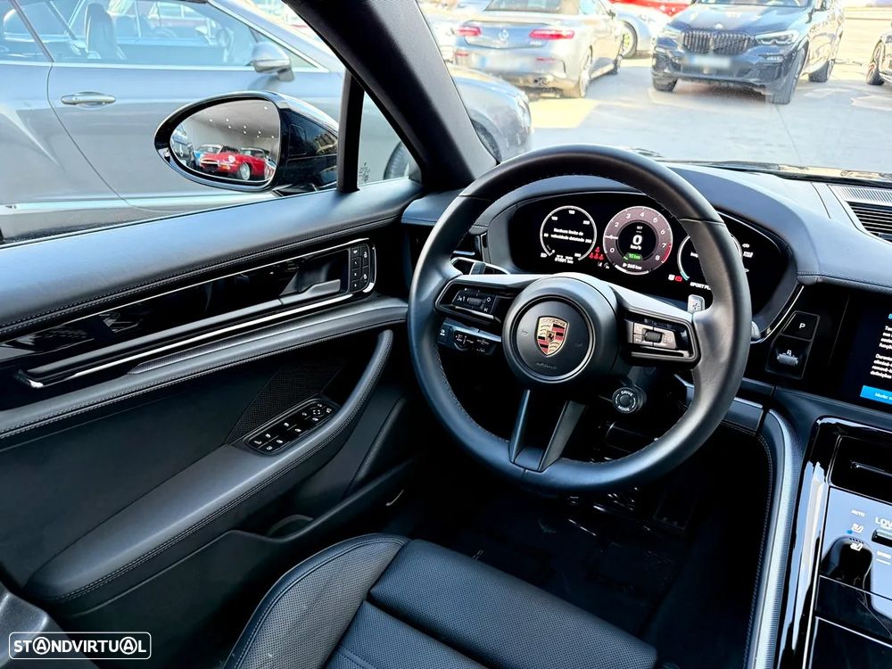 Porsche Panamera 4 E-Hybrid - 13