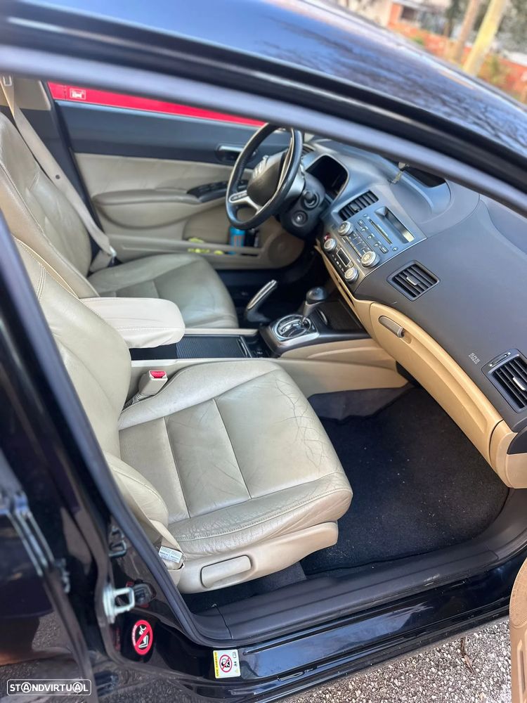 Honda Civic 1.3 DSI i-VTEC Hybrid - 2