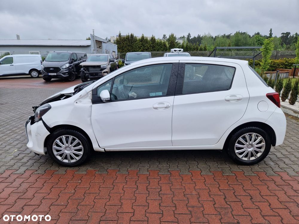 Toyota Yaris 1.0 Active EU6 - 9