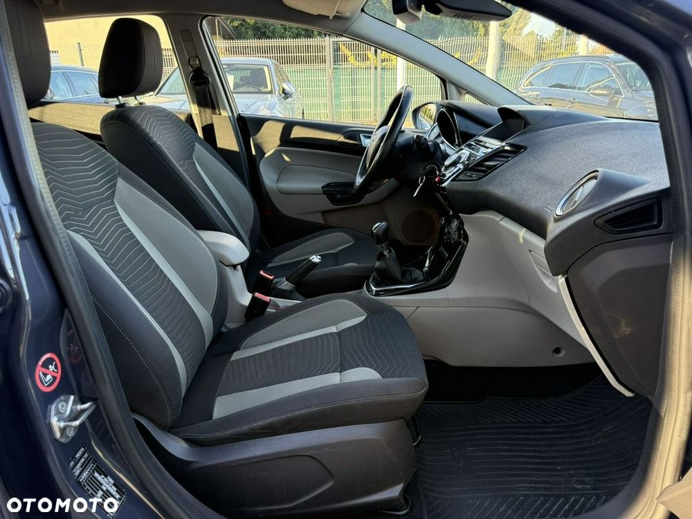 Ford Fiesta 1.6 TDCI Ambiente - 17