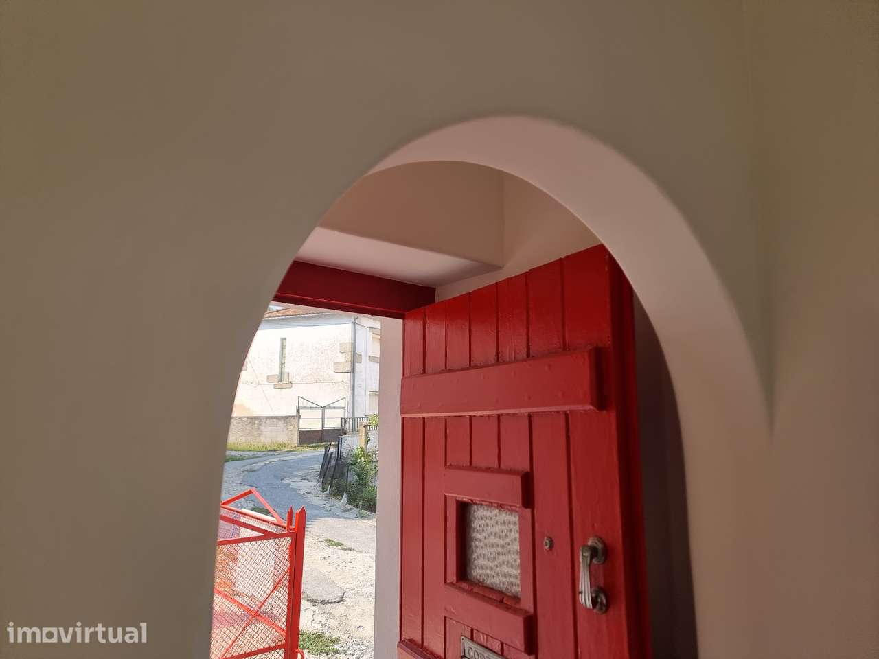 Moradia T2 com Jardim e Garagem na Covilhã