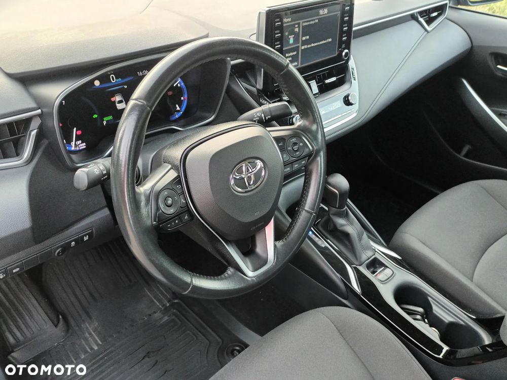 Toyota Corolla 1.8 Hybrid Comfort - 23