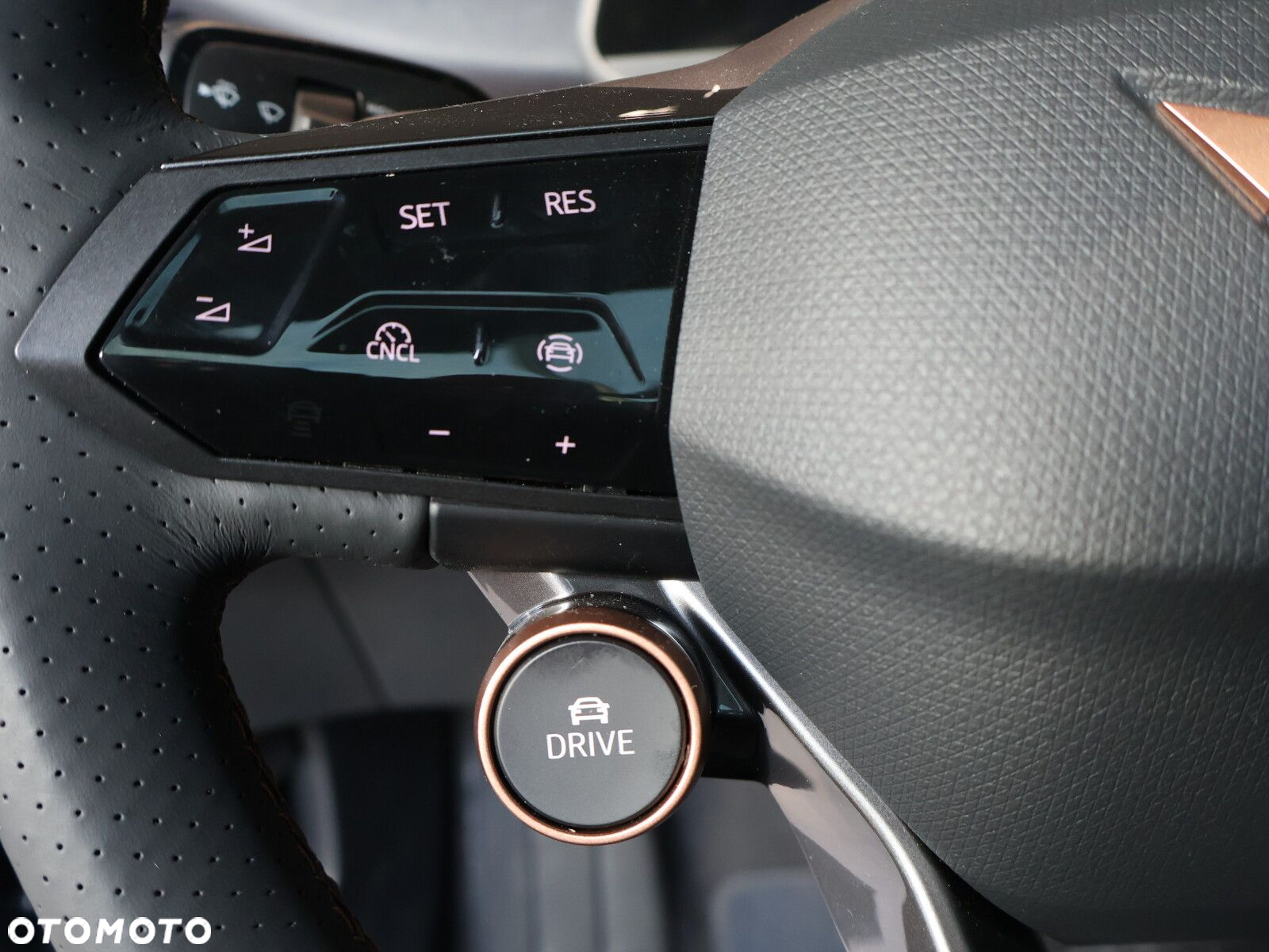 Cupra Tavascan 82kWh 4Drive VZ - 13