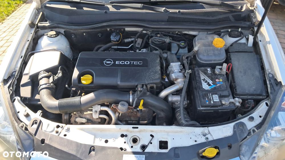 Opel Astra 1.7 CDTI - 36