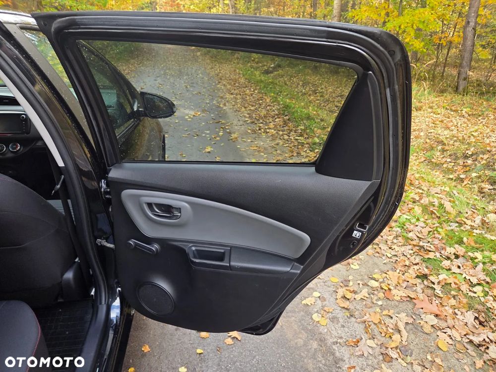 Toyota Yaris 1.33 Prestige - 25