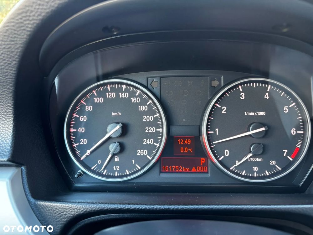 BMW Seria 3 318i - 10