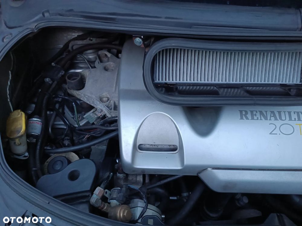 Renault Grand Espace 2.0 Dynamique - 37