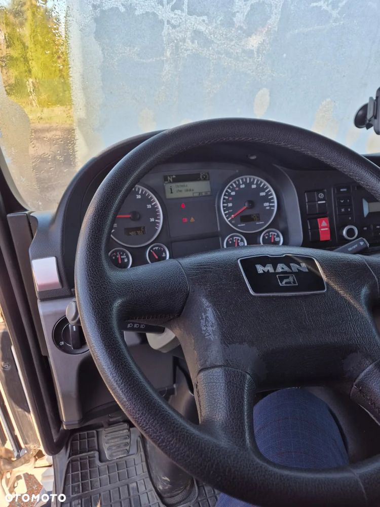 MAN TGS 440 napęd 8x8 - 26