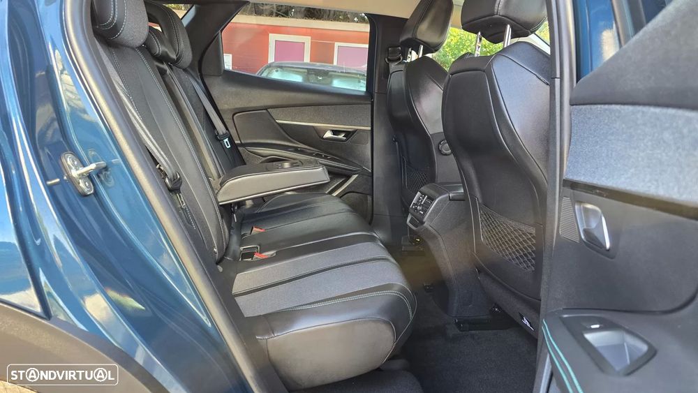 Peugeot 3008 1.2 PureTech Allure Pack - 22