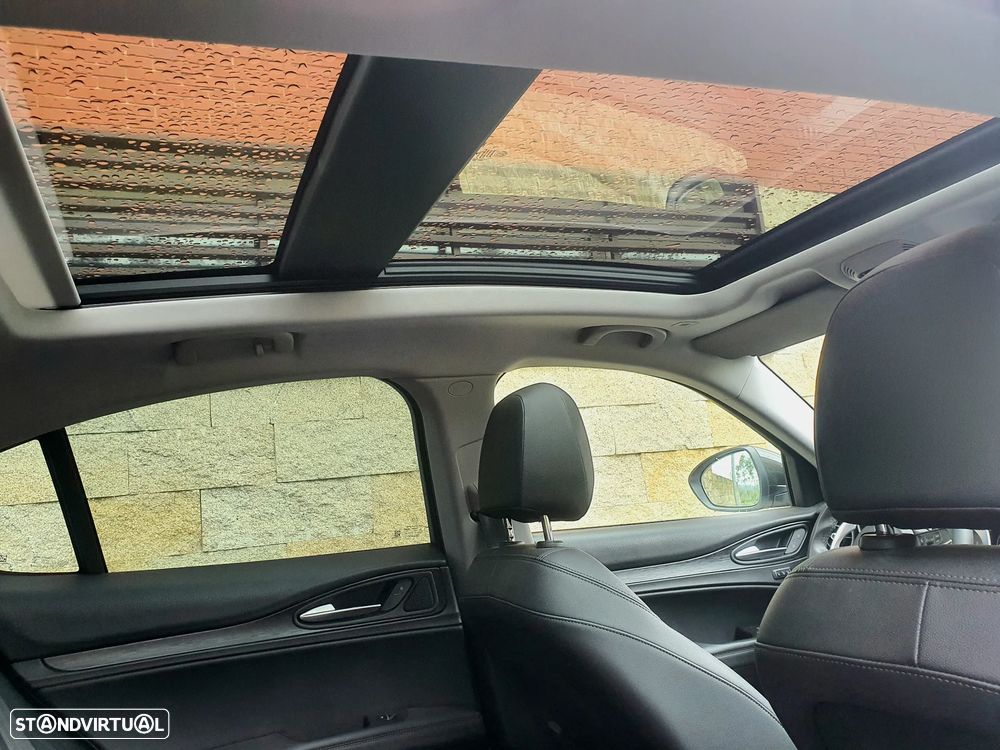 Alfa Romeo Stelvio 2.2 D B-Tech AT8 - 21