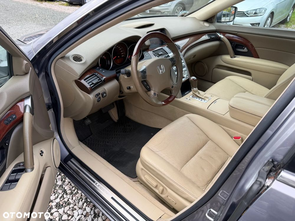 Honda Legend - 24