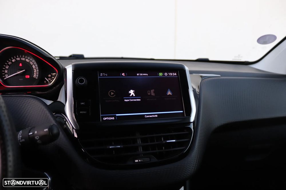 Peugeot 2008 1.2 PureTech GT Line - 39