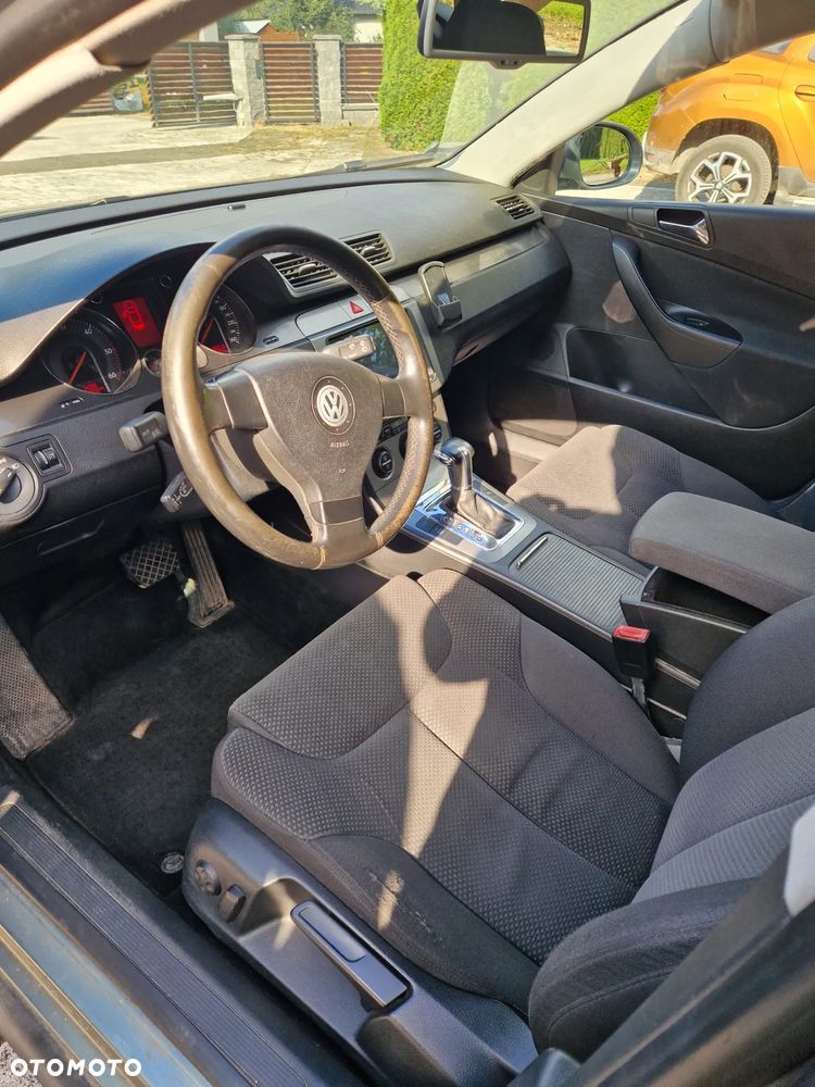 Volkswagen Passat 2.0 TDI Highline DSG - 18