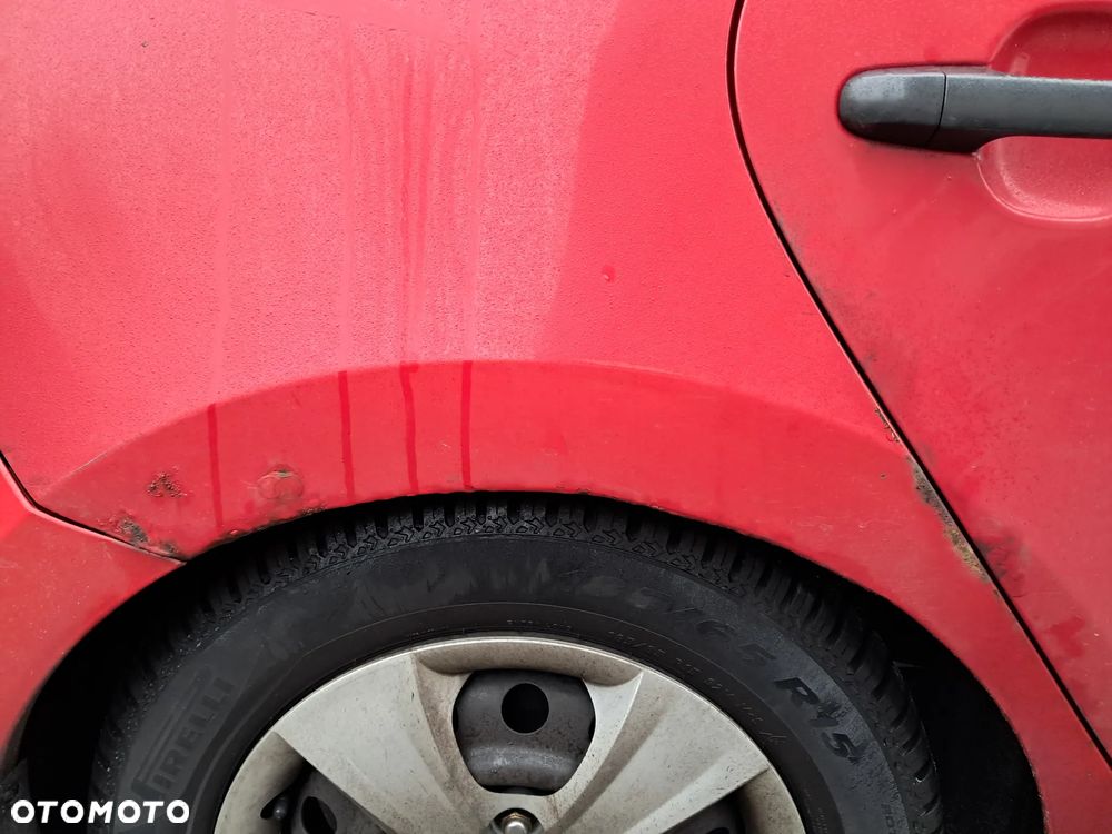 Hyundai i30 1.4 Base + - 11