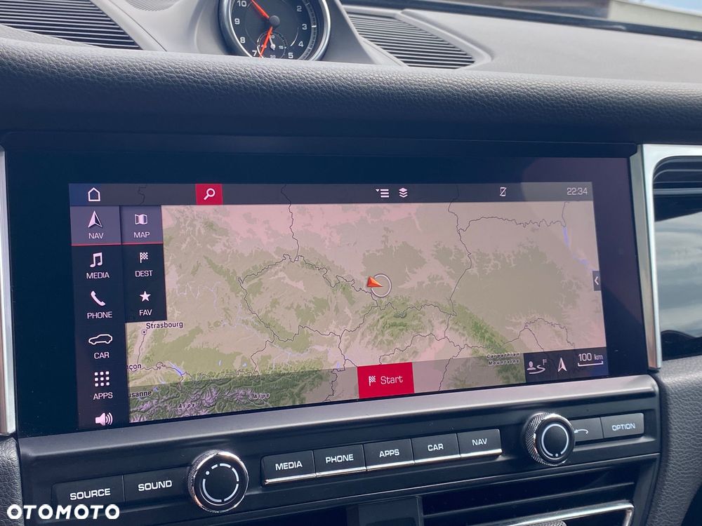 Porsche Macan Standard - 20