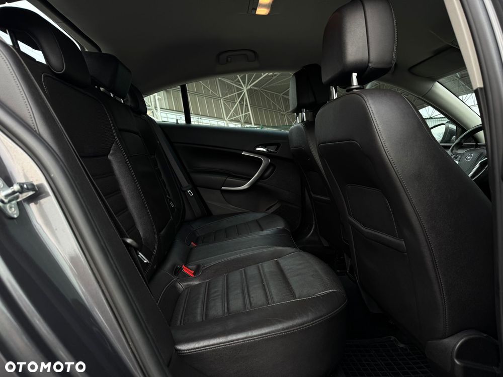 Opel Insignia 1.6 Turbo Sport - 24