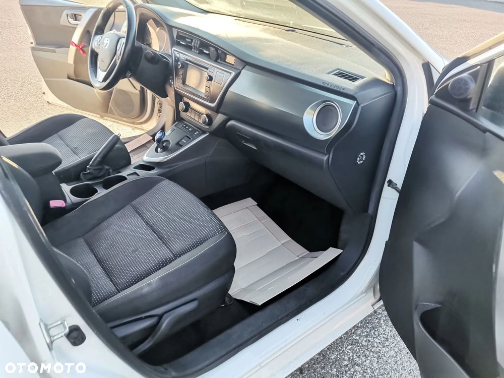 Toyota Auris - 26