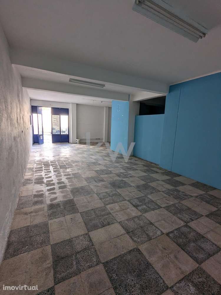 Armazém com 92 m2 em Amora – Espaço Versátil e Bem Localizado - Grande imagem: 2/6