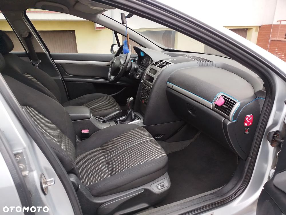 Peugeot 407 - 5