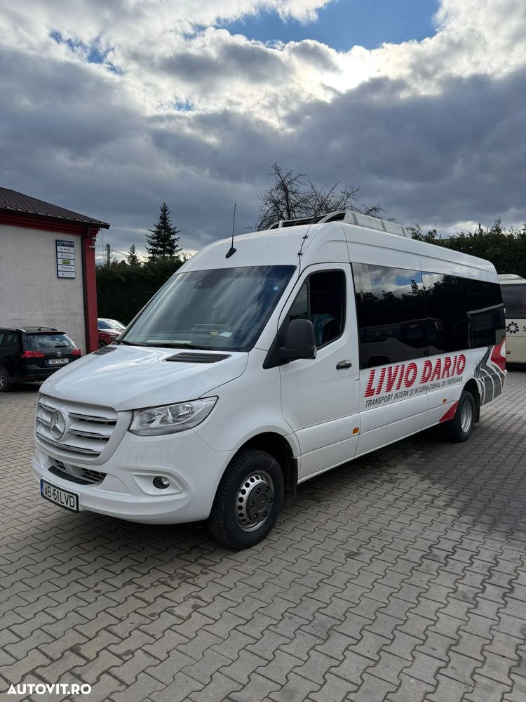 Mercedes-Benz Sprinter - 1