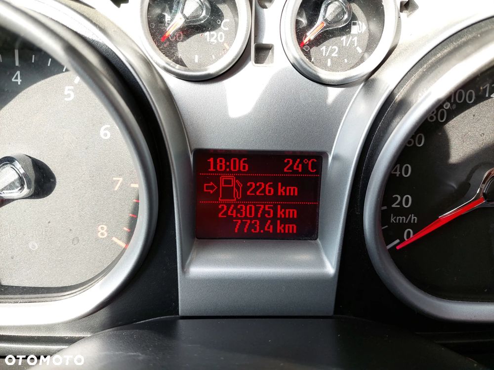 Ford Focus 1.6 Ti-VCT Trend + - 3