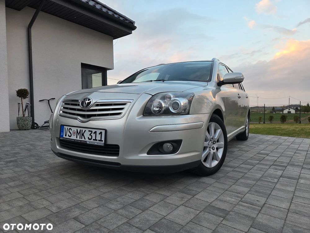 Toyota Avensis 1.8 VVT-i Edition - 2