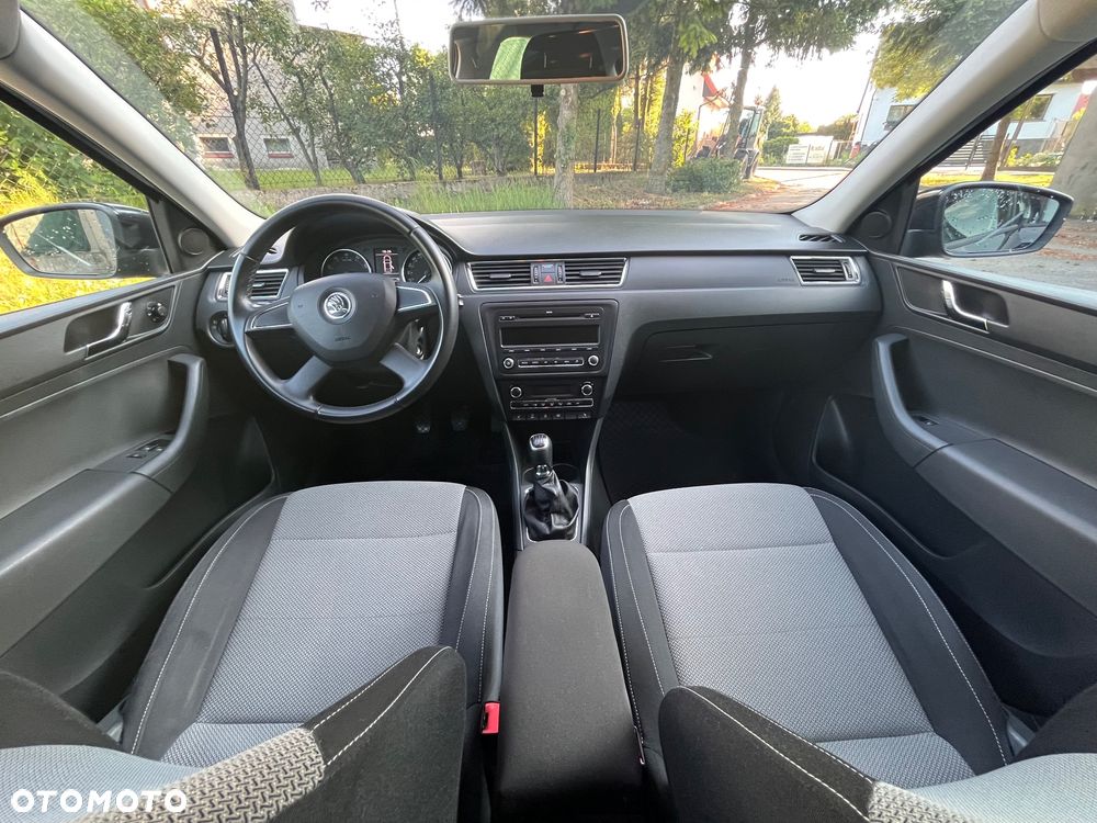 Skoda RAPID 1.2 TSI Elegance - 23