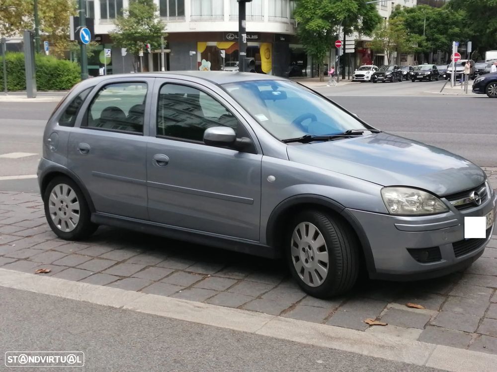 Opel Corsa 1.3 CDTI Cosmo - 2