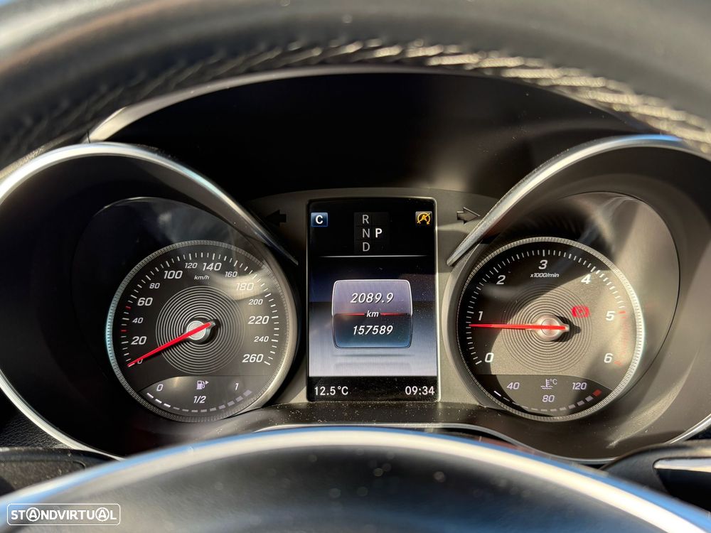 Mercedes-Benz C 220 d 4Matic 9G-TRONIC AMG Line - 18