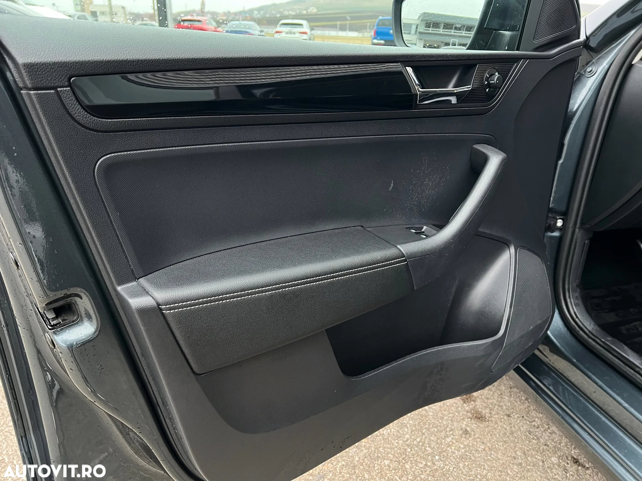 Skoda RAPID 1.0 TSI DSG Style - 20
