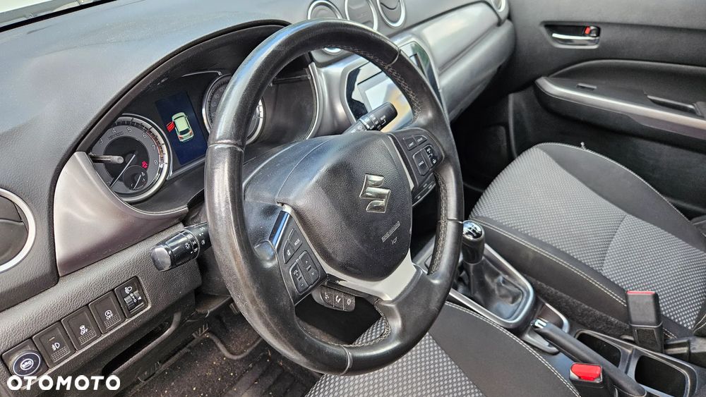 Suzuki Vitara 1.0 Boosterjet Allgrip Comfort - 21