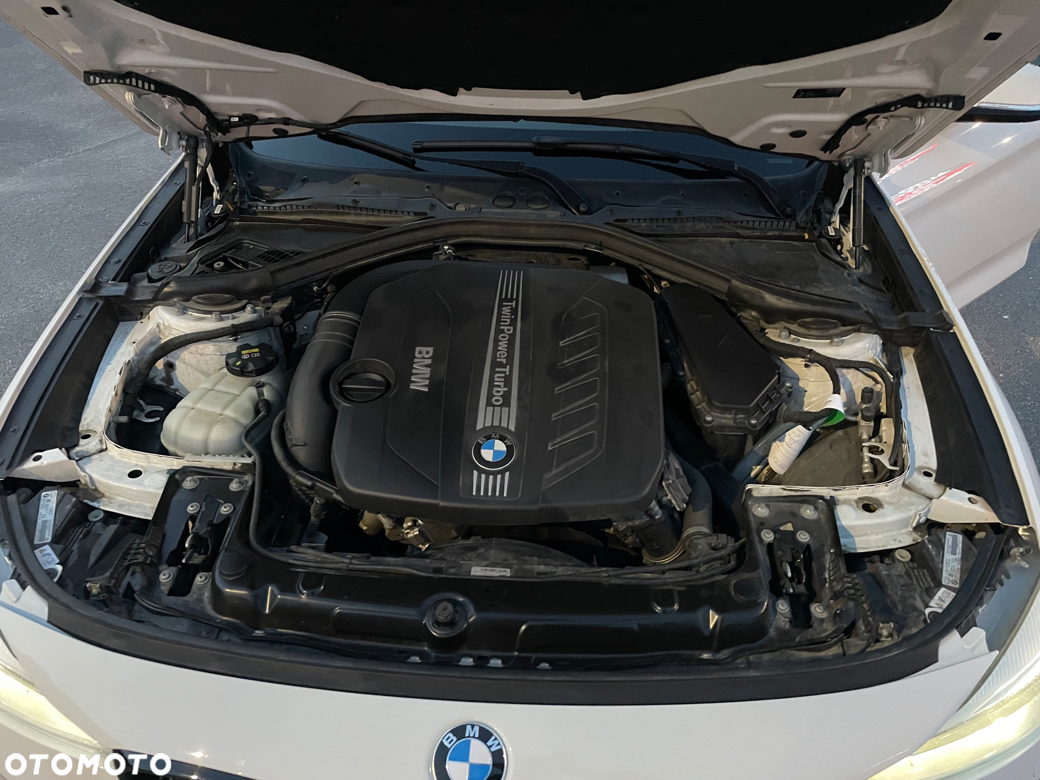 BMW Seria 3 330d - 16