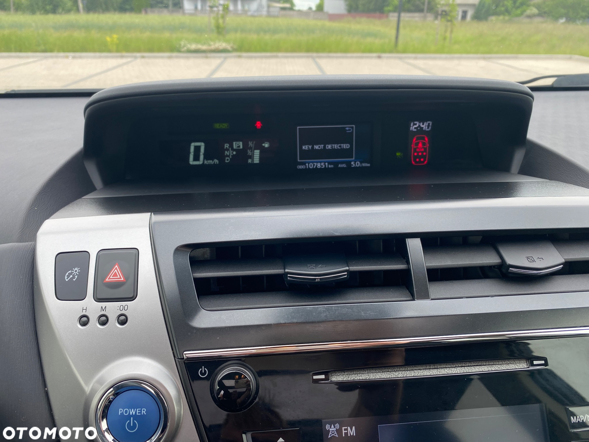 Toyota Prius+ (Hybrid) - 15
