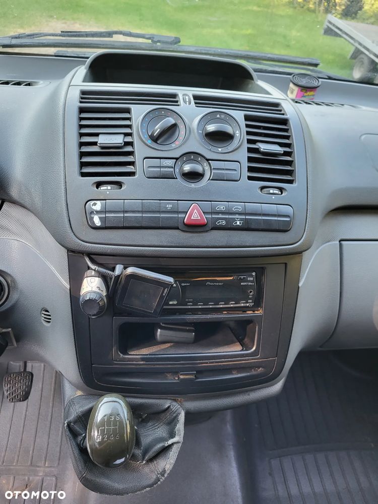 Mercedes-Benz Vito - 11