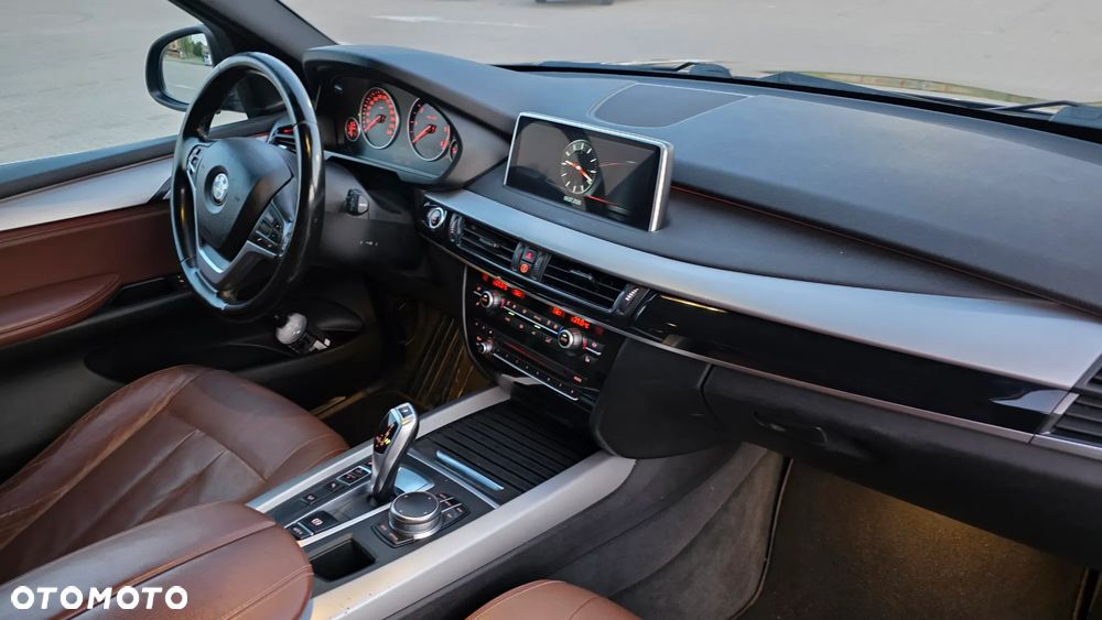 BMW X5 xDrive30d - 13