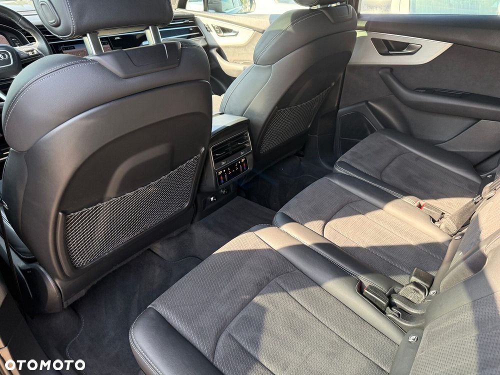 Audi Q7 45 TDI mHEV Quattro S Line Tiptr - 27