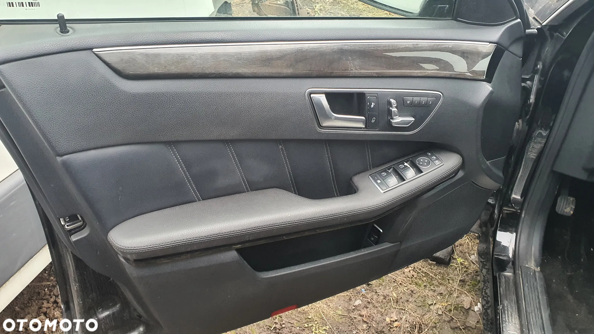 Radio nawigacja wyświetlacz W212 LIFT panel klimatyzacji kratka nawiewu listwa dekor - 9
