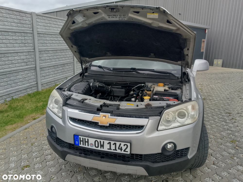Chevrolet Captiva 2.4 LS - 7