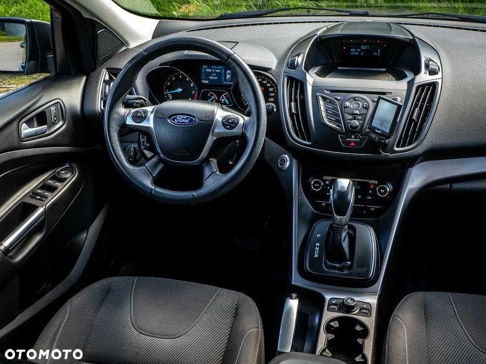 Ford Kuga 1.6 EcoBoost 4WD Titanium - 19