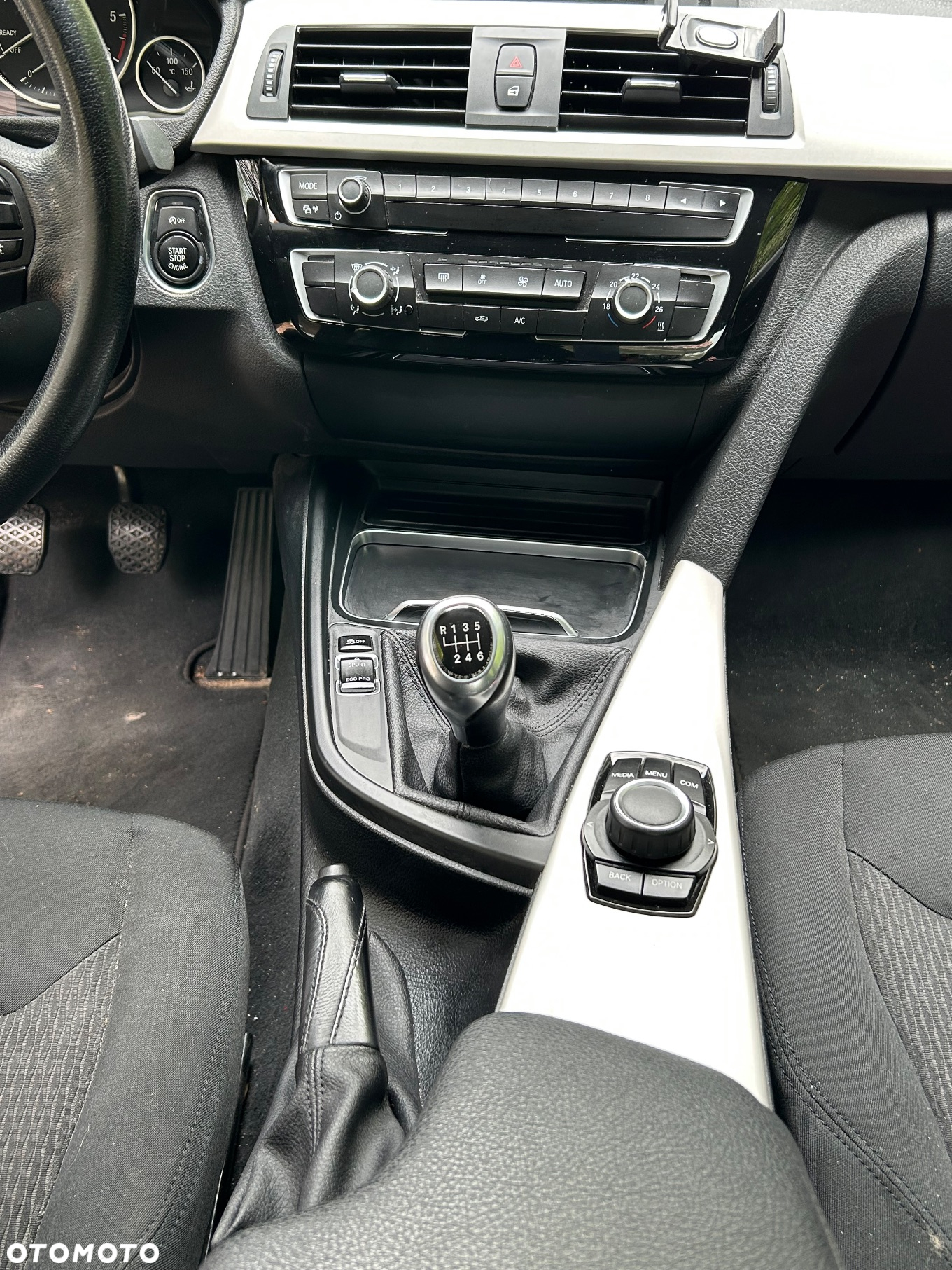 BMW Seria 3 318d - 17
