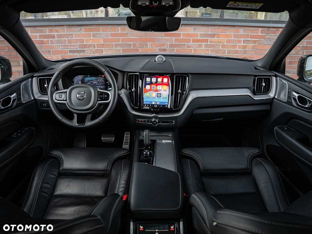 Volvo XC 60 B4 D Plus Dark - 6