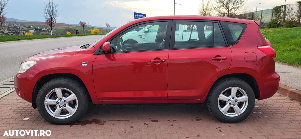 Toyota RAV4 2.2 D-4D Executive - 3