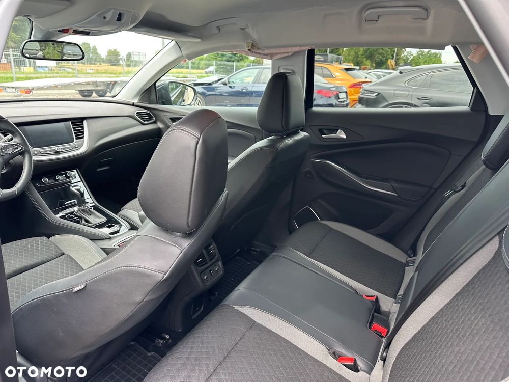 Opel Grandland X - 10