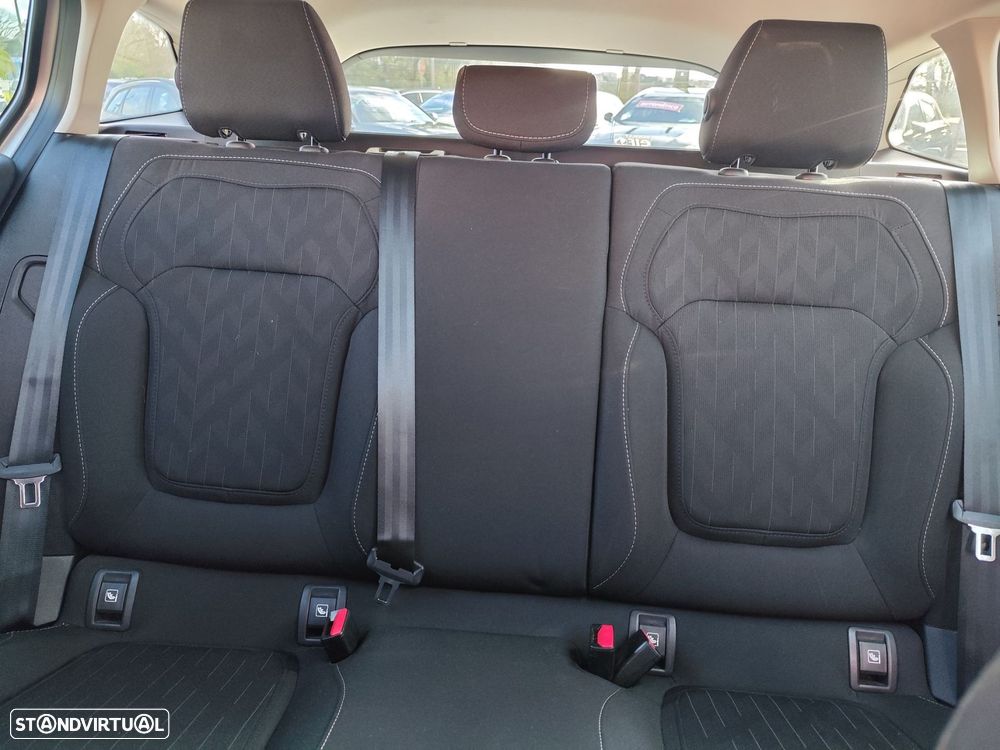 Renault Mégane Sport Tourer 1.5 Blue dCi Limited J17 - 18