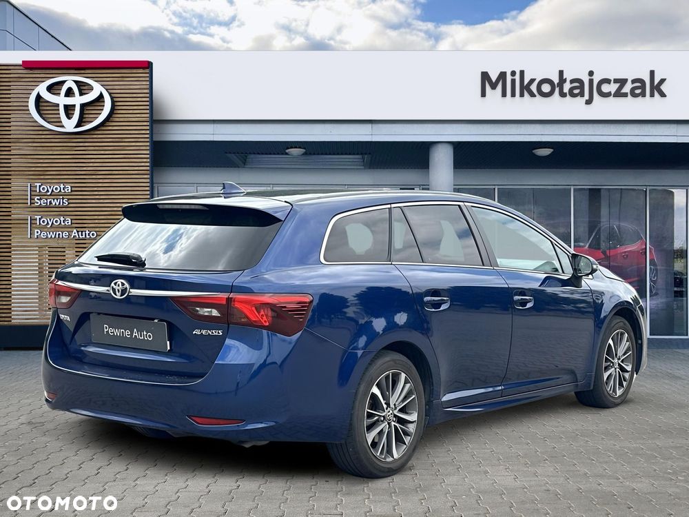Toyota Avensis 2.0 D-4D Premium - 3